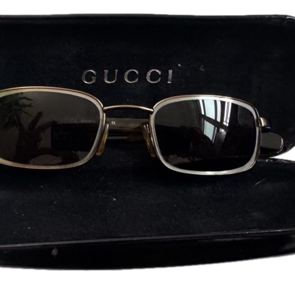 Gucci Women's Brown Frame Sunglasses with Gray Lenses - Picture 2 of 6